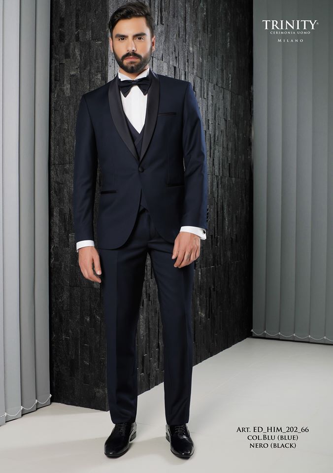 Man Suit Classic Style Papilion  Bow Tie